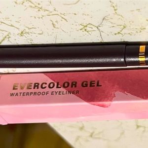 Mally Evercolor Gel Eyeliner (color graphite)